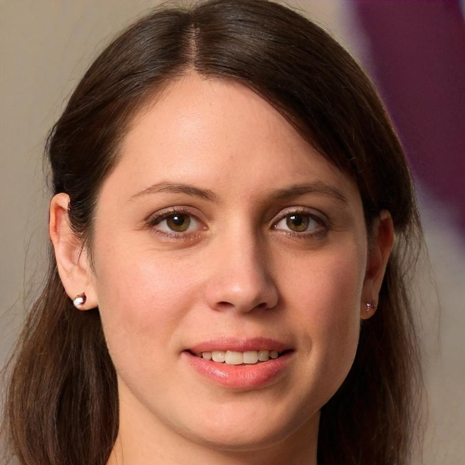 Portrait of Sarah Mitchell, Budget Manager at healthcare organization